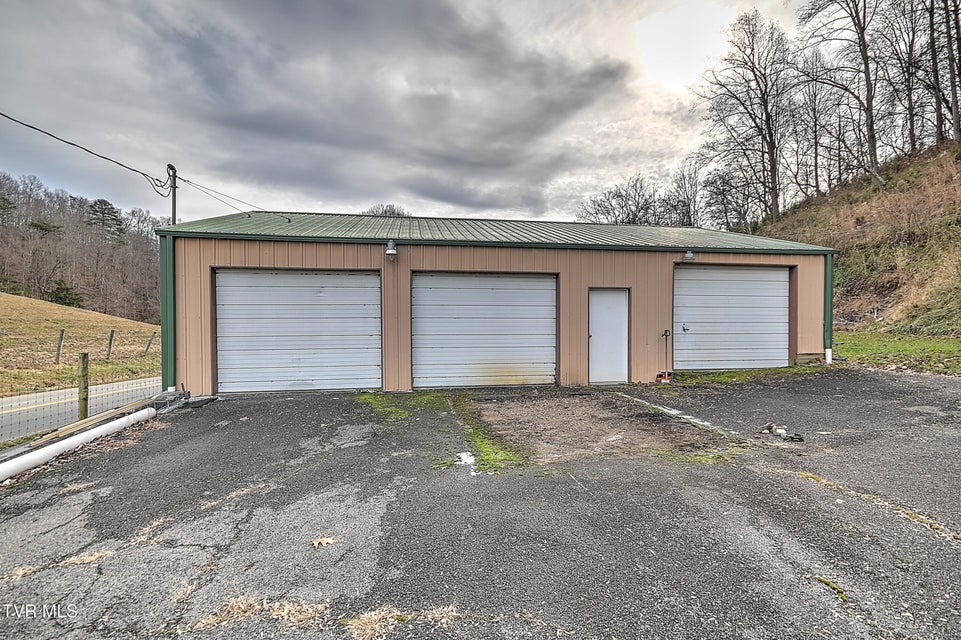 Photo #50: 423 Kendricks Hollow Road