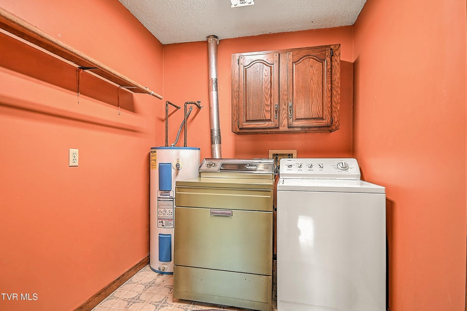 Photo #37: 423 Kendricks Hollow Road