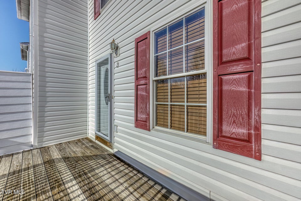 Photo #5: 121 Bilco Street