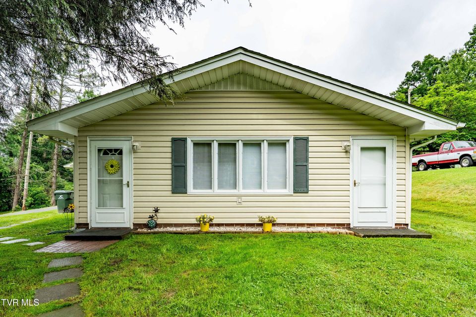 Photo #10: 119 Woodland Drive