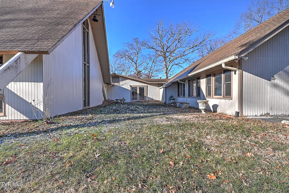 Photo #4: 607 Greenfield Place