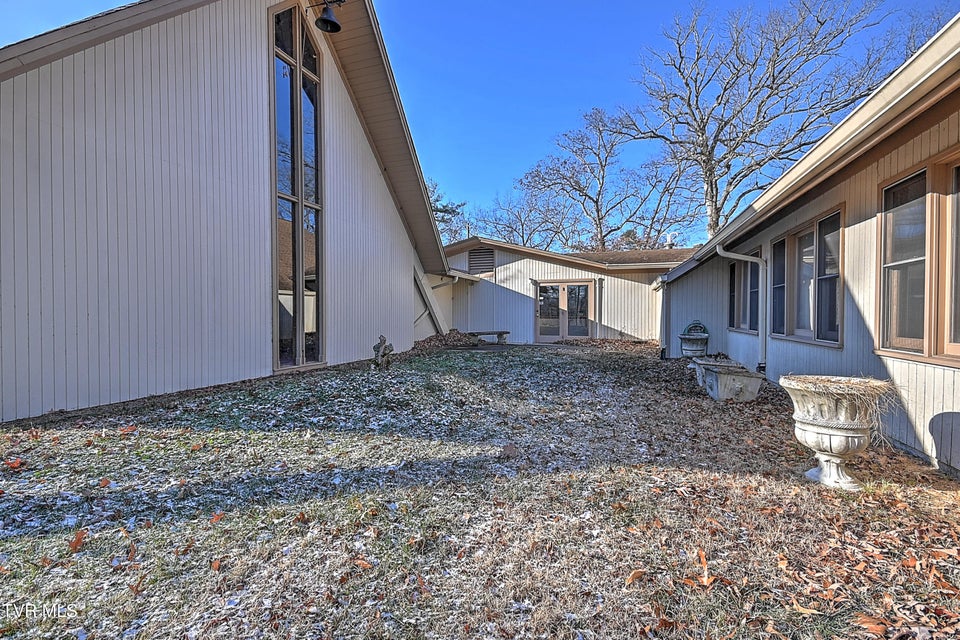 Photo #5: 607 Greenfield Place