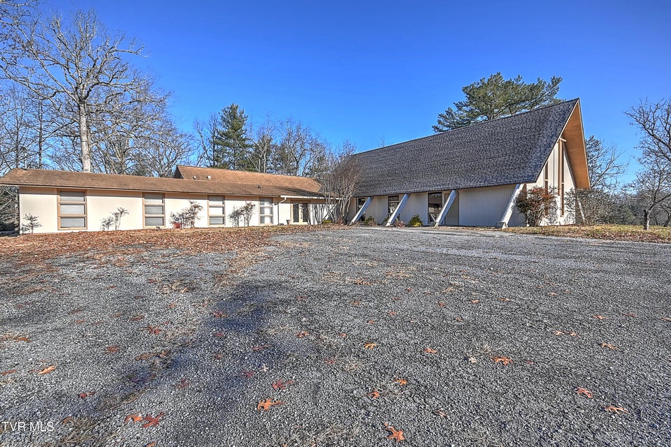 Photo #13: 607 Greenfield Place