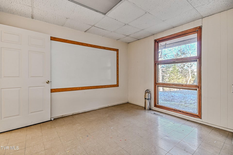 Photo #41: 607 Greenfield Place