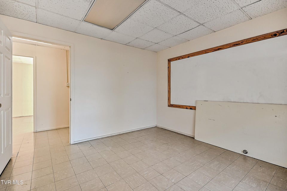 Photo #46: 607 Greenfield Place