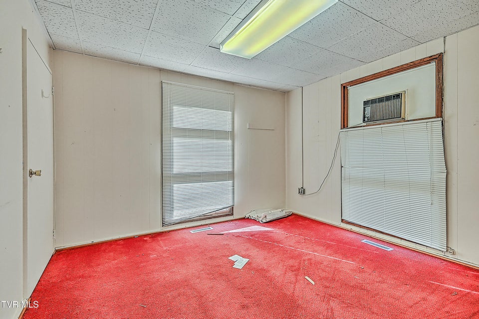 Photo #50: 607 Greenfield Place