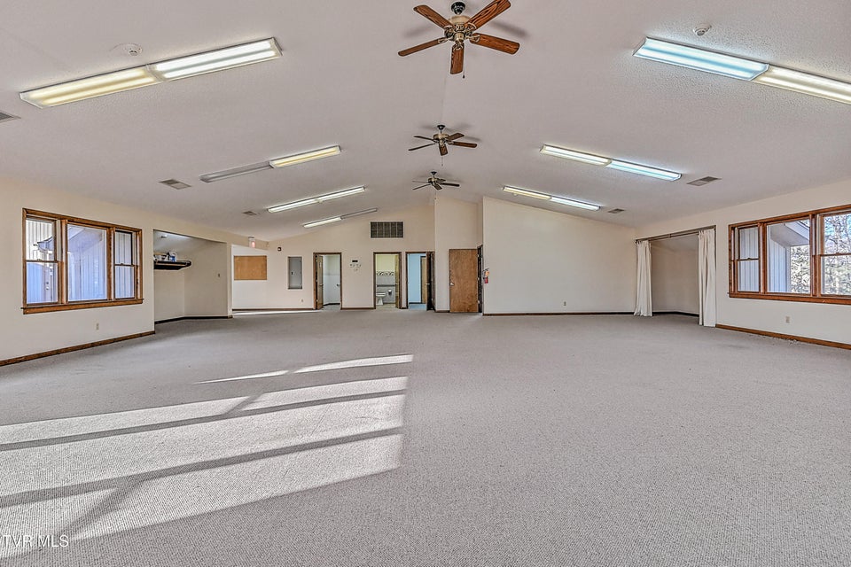 Photo #57: 607 Greenfield Place