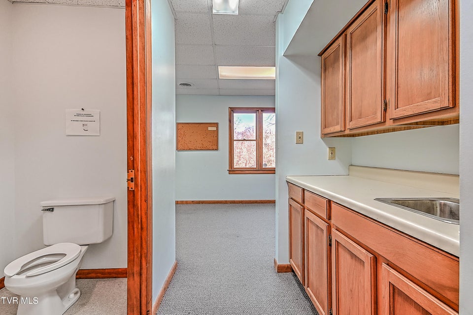 Photo #60: 607 Greenfield Place