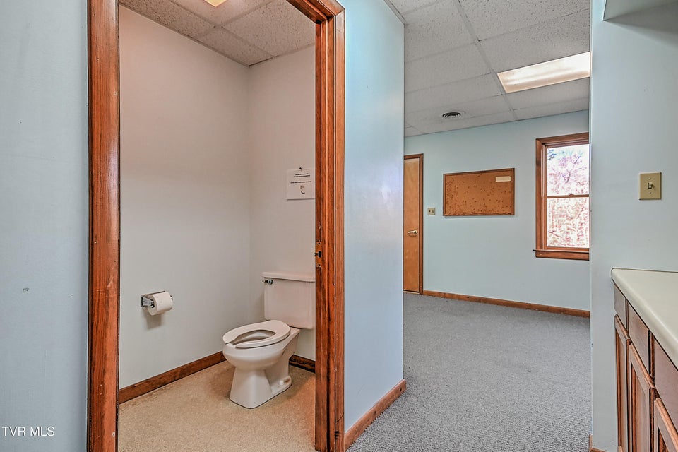 Photo #61: 607 Greenfield Place