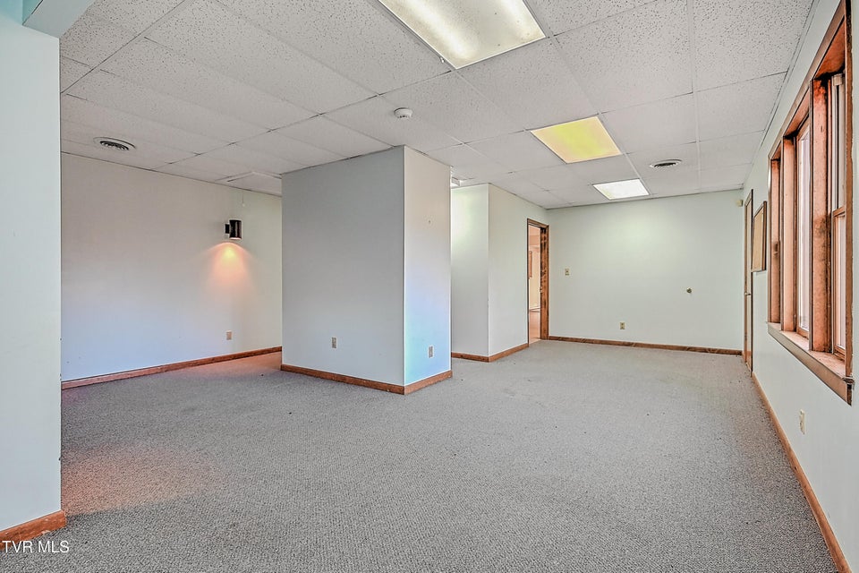 Photo #64: 607 Greenfield Place