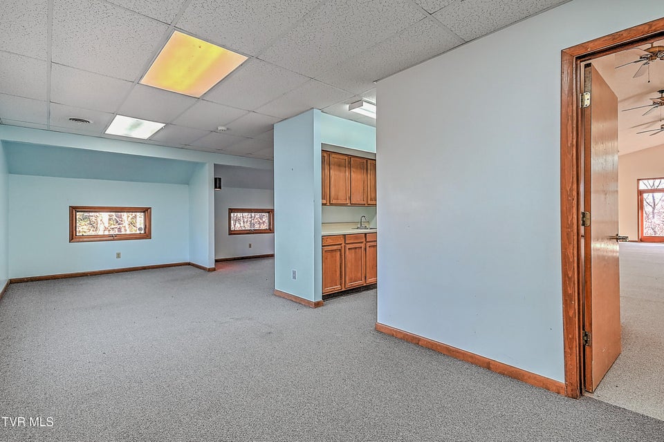 Photo #65: 607 Greenfield Place