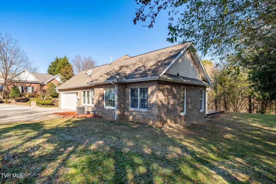 Photo #36: 101 Boulder Court