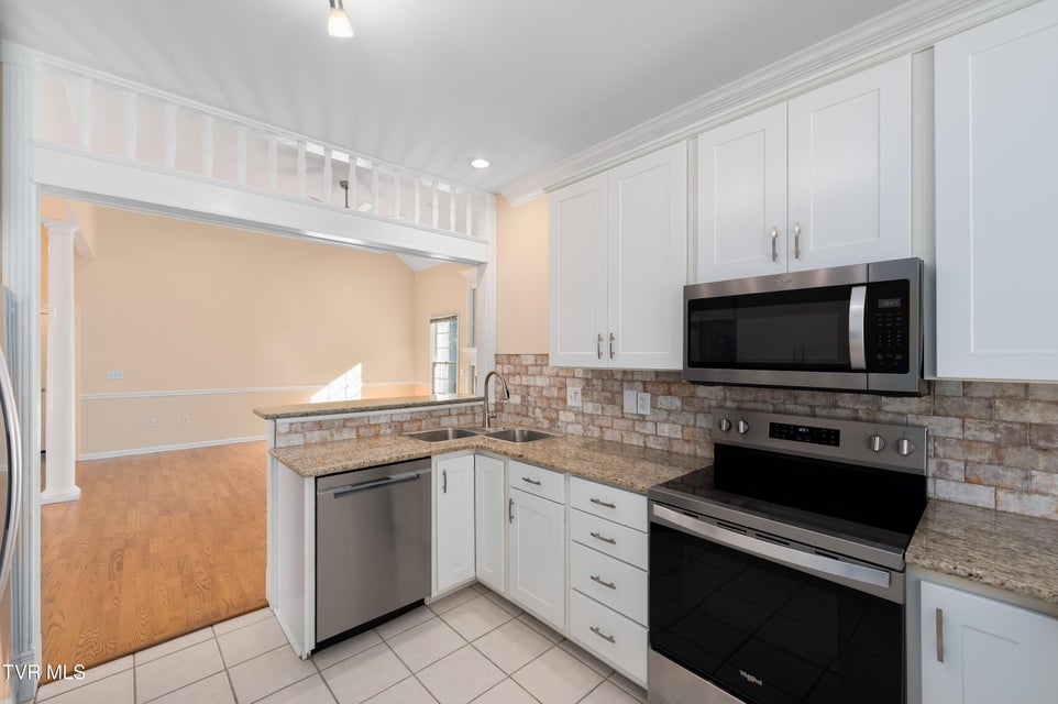 Photo #17: 101 Boulder Court