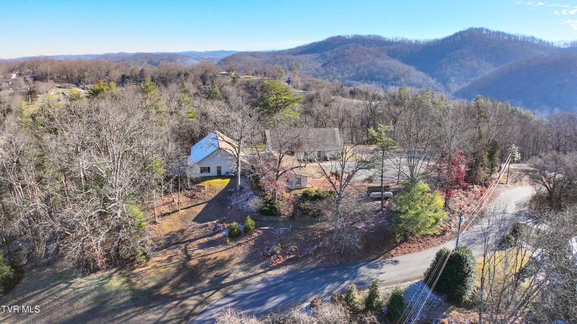 Photo #68: 607 Greenfield Place