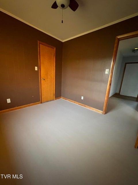 Photo #12: 158 Memorial Drive