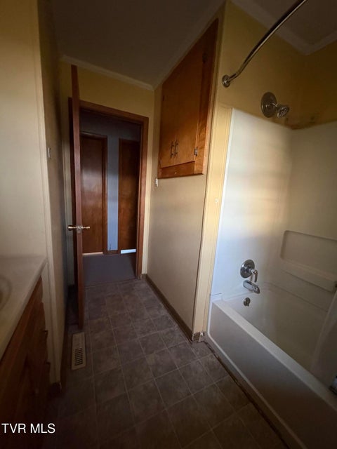 Photo #14: 158 Memorial Drive