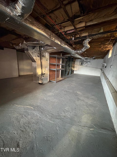 Photo #22: 158 Memorial Drive