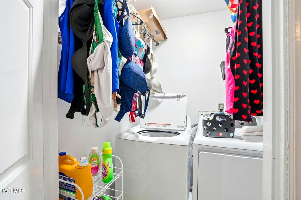 Photo #26: 8703 Highway 19E 