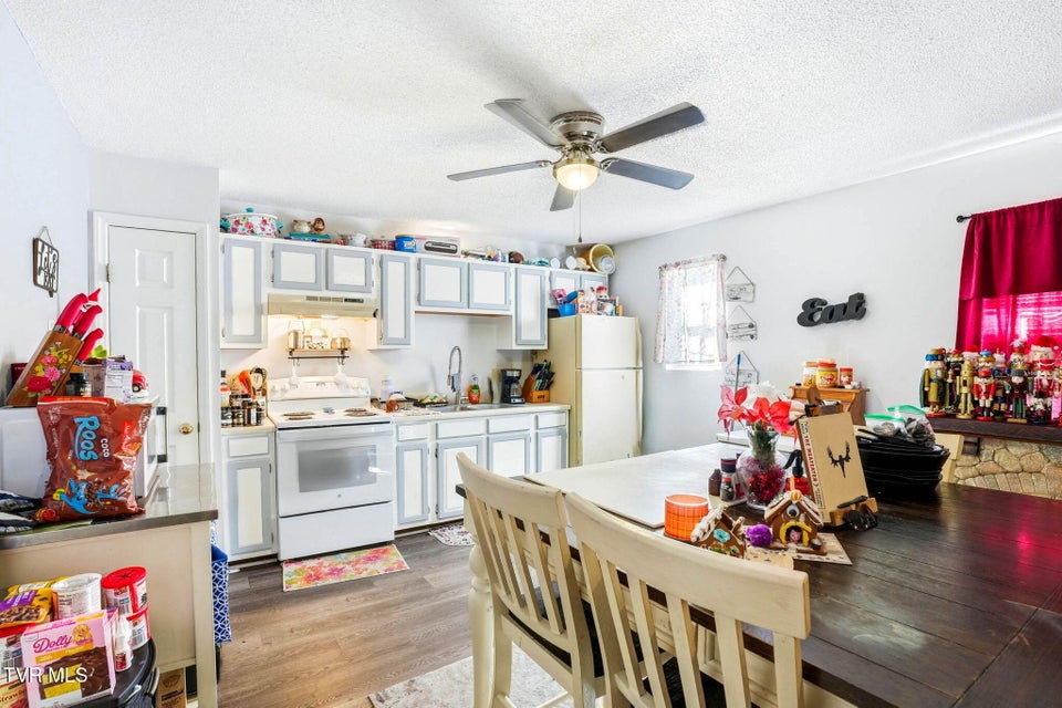 Photo #46: 8703 Highway 19E 