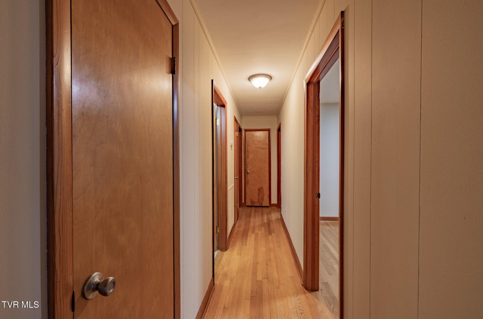 Photo #11: 532 Bays View Rd 