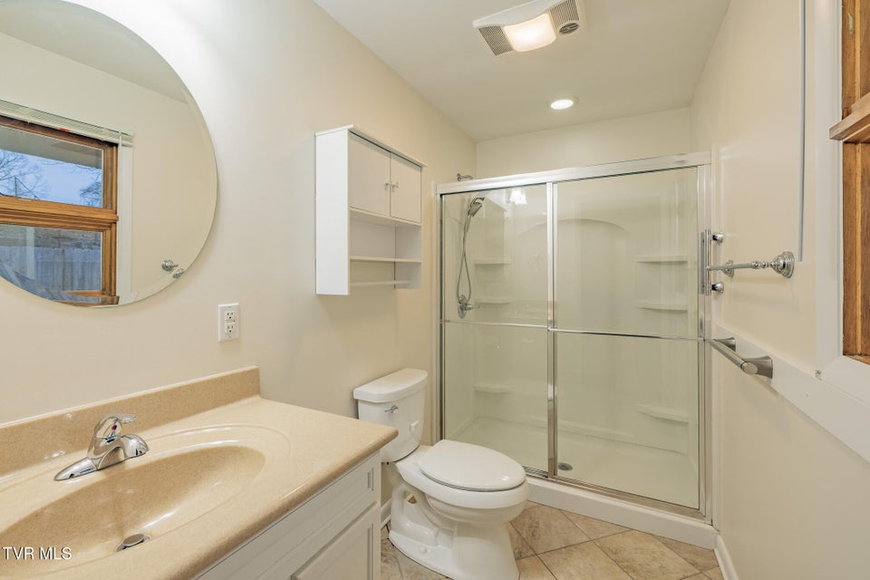 Photo #20: 532 Bays View Rd 