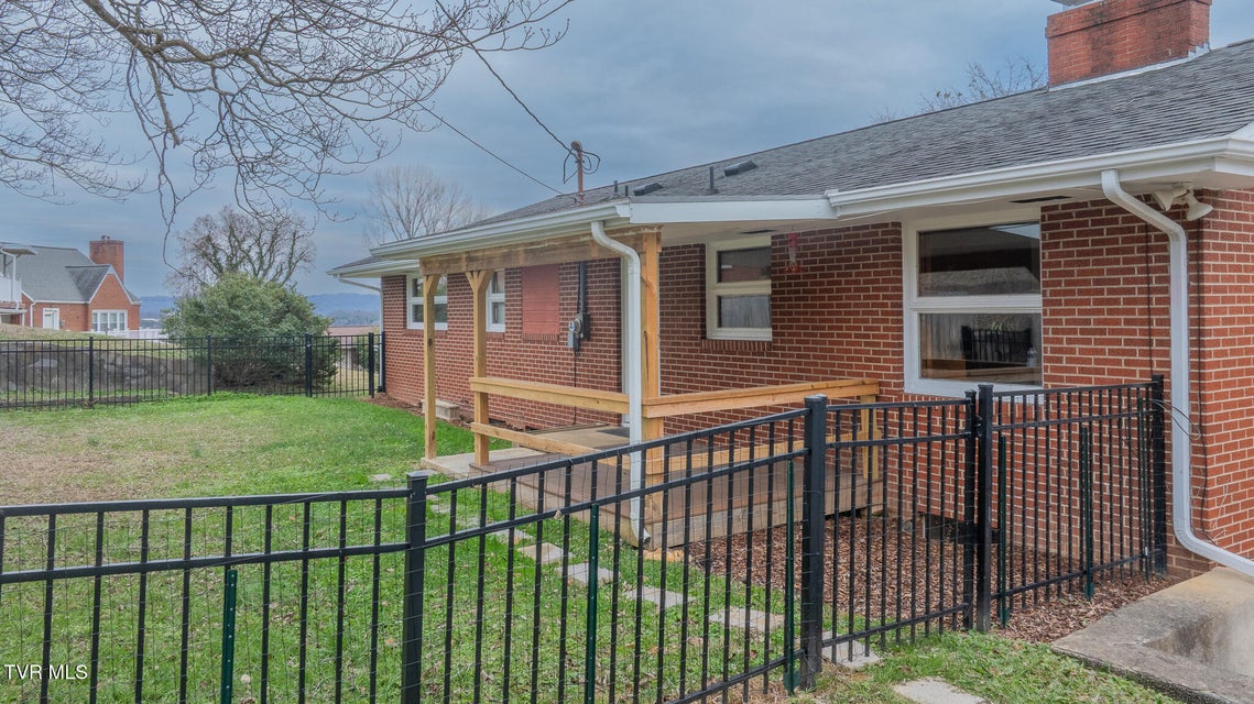 Photo #37: 532 Bays View Rd 