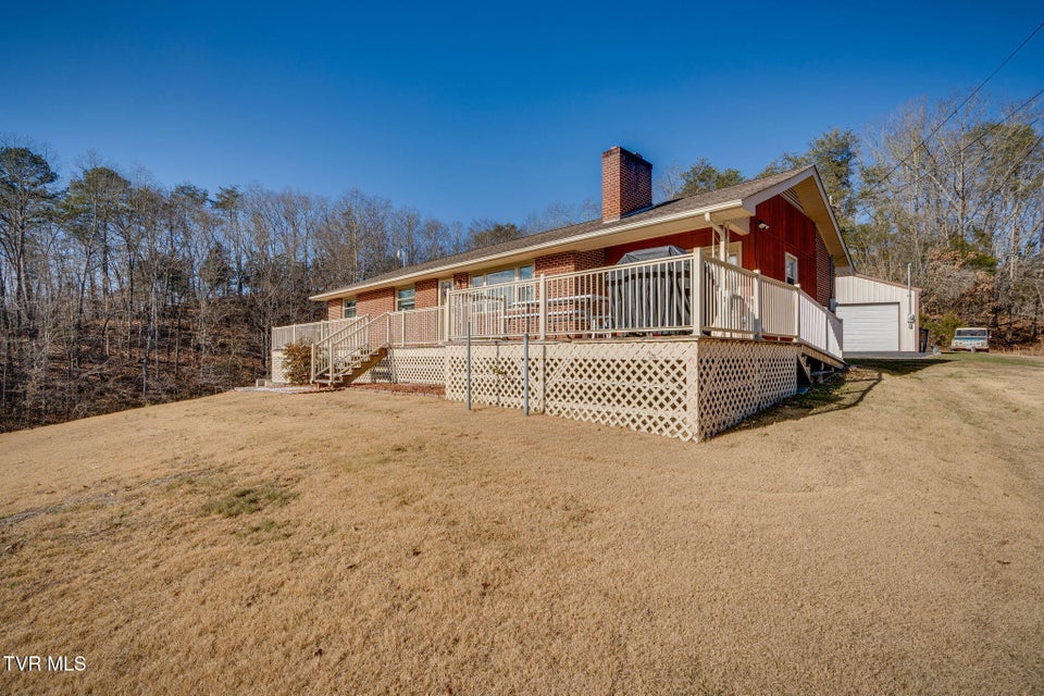 Photo #5: 186 Ridgewood Drive 