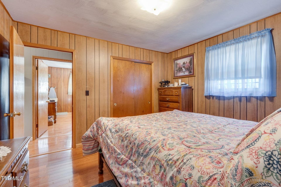 Photo #19: 186 Ridgewood Drive 