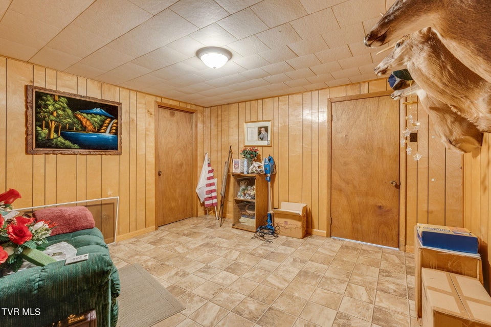 Photo #25: 186 Ridgewood Drive 