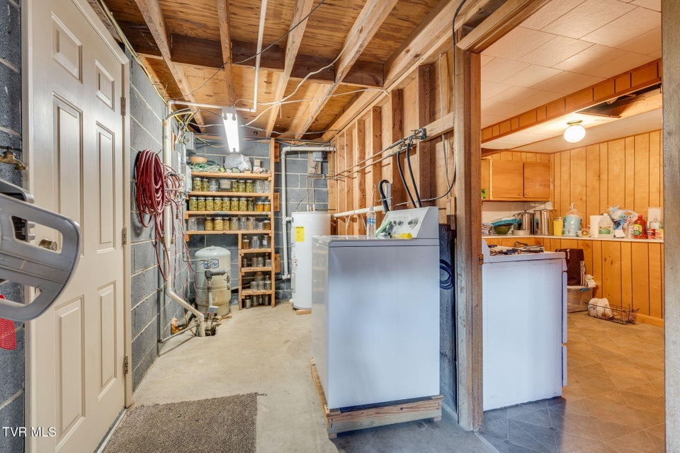 Photo #30: 186 Ridgewood Drive 