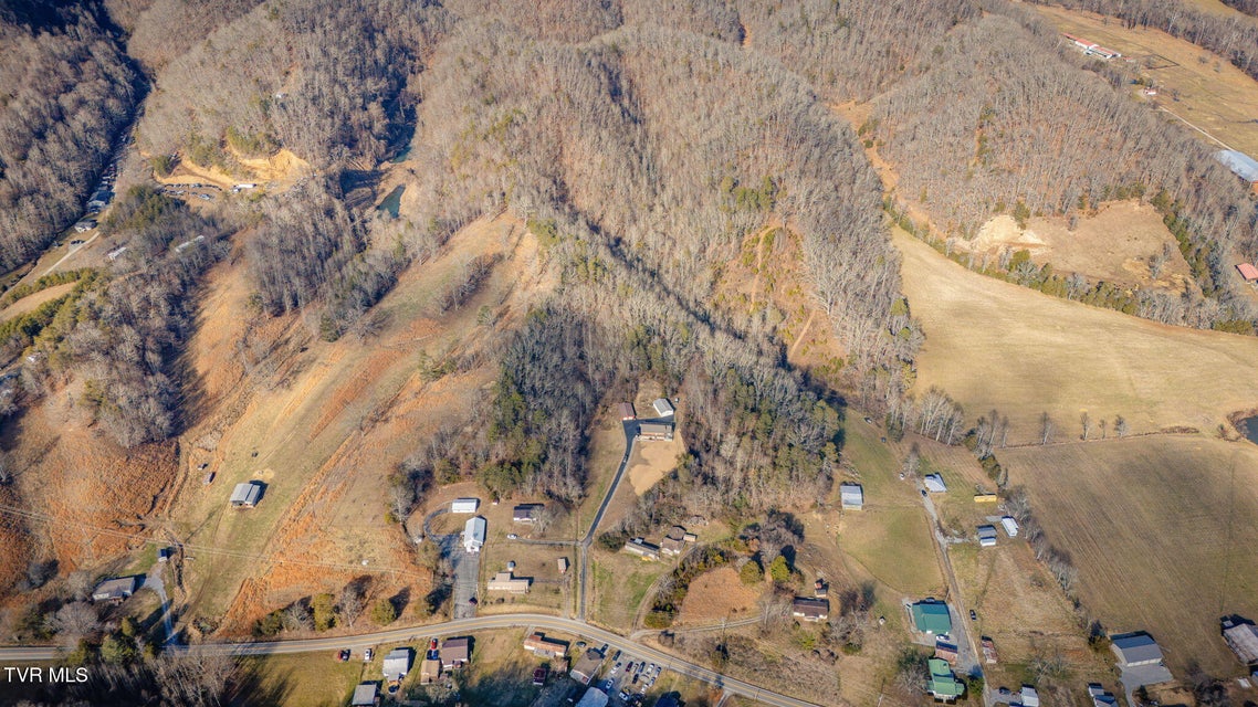 Photo #39: 186 Ridgewood Drive 