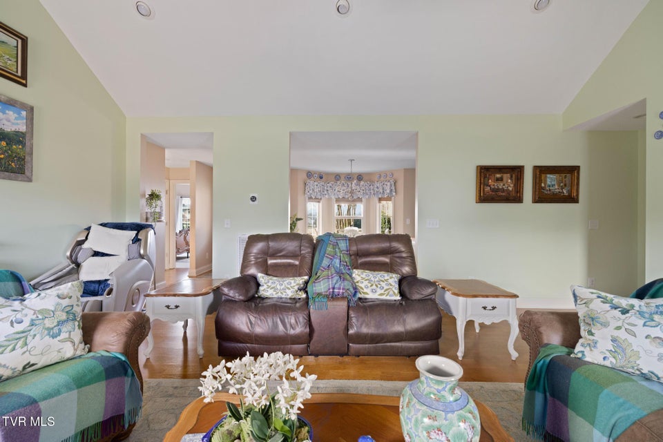 Photo #8: 290 Telford New Victory Road