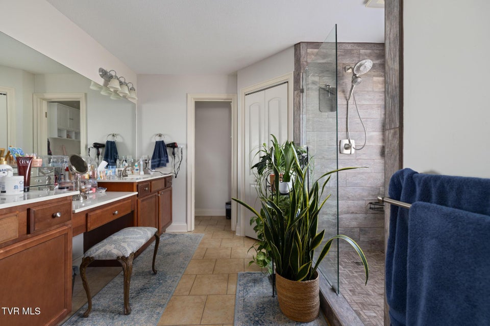 Photo #17: 290 Telford New Victory Road