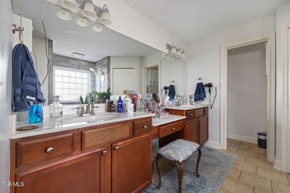 Photo #18: 290 Telford New Victory Road