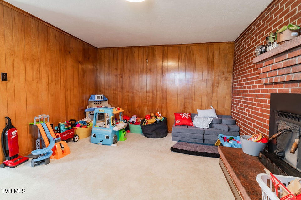 Photo #17: 574 Matson Road