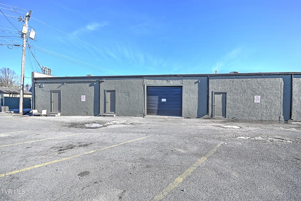 Photo #68: 701 Market Street