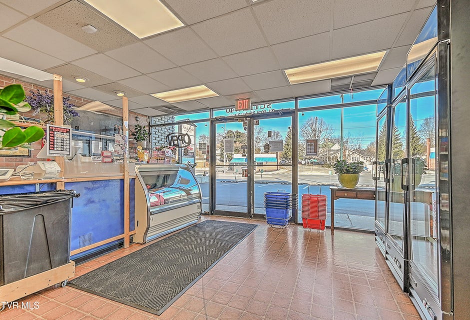 Photo #12: 701 Market Street