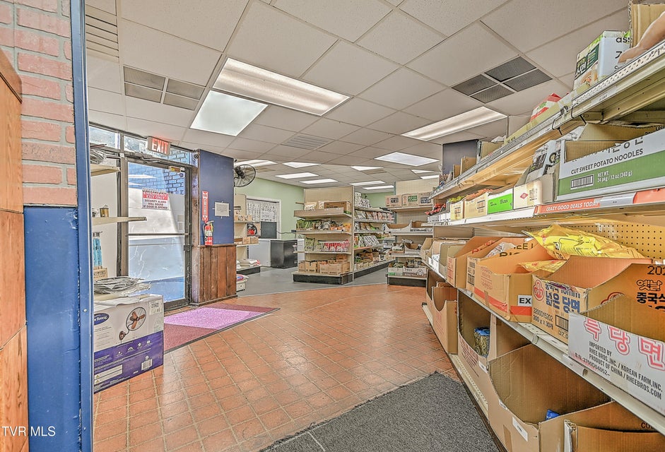 Photo #15: 701 Market Street