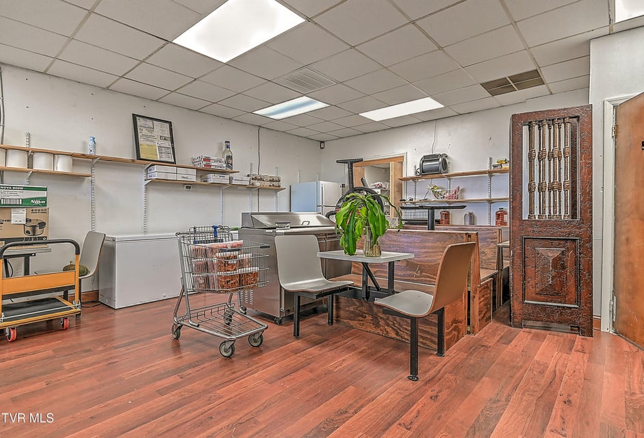 Photo #21: 701 Market Street