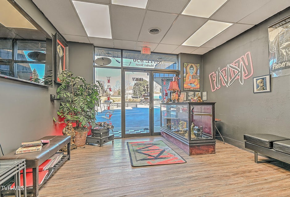 Photo #26: 701 Market Street