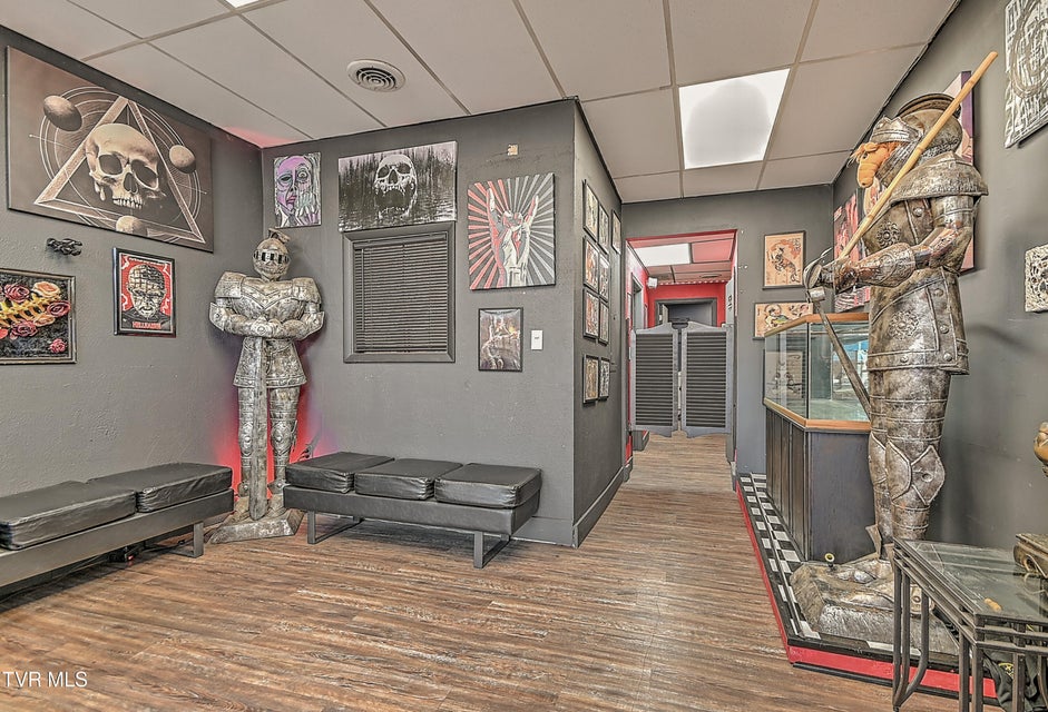 Photo #27: 701 Market Street