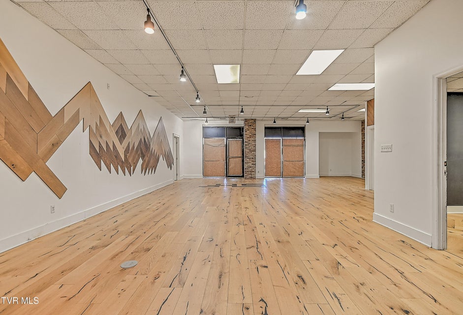 Photo #44: 701 Market Street