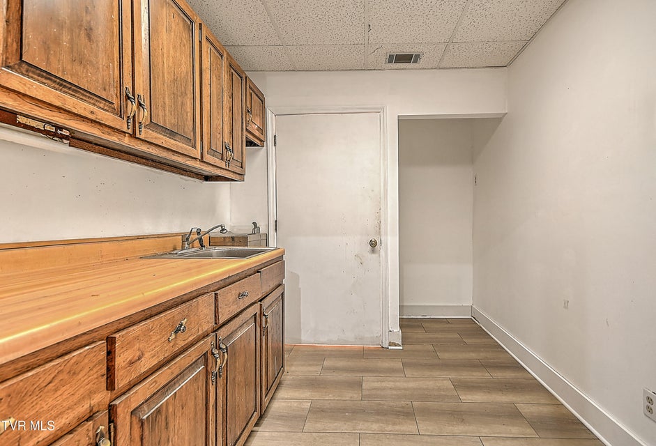 Photo #46: 701 Market Street