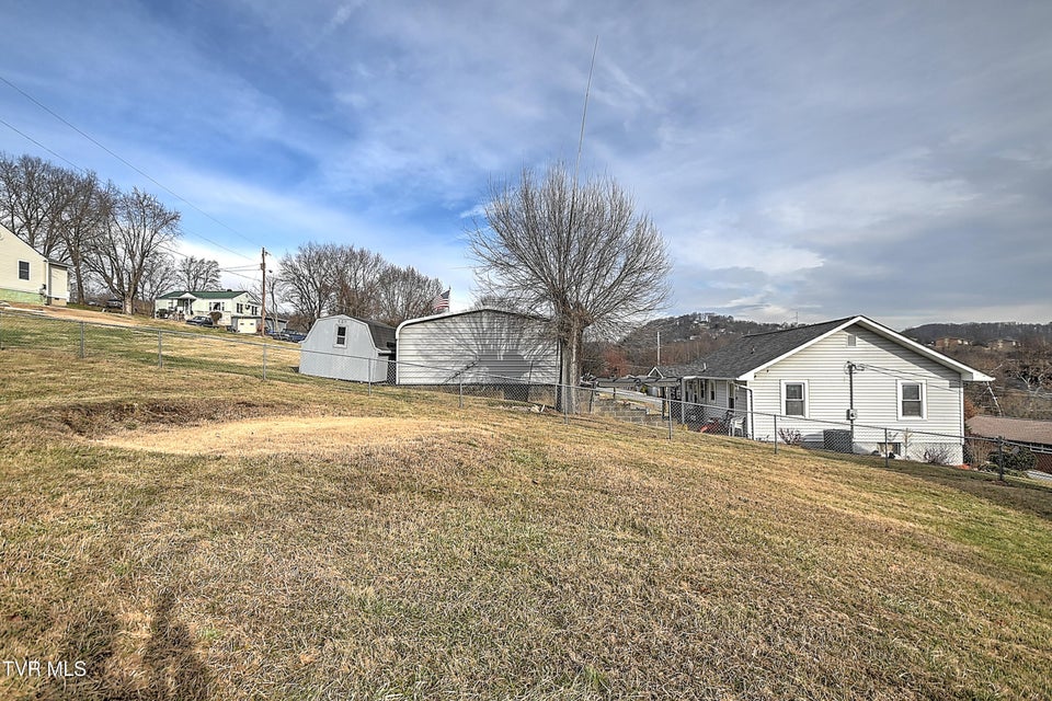 Photo #38: 612 Union Hill Street