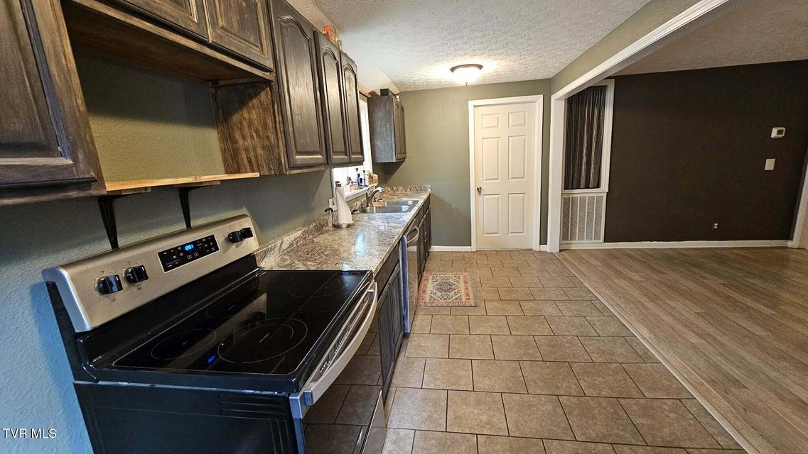 Photo #17: 598 Hortons Summit Road