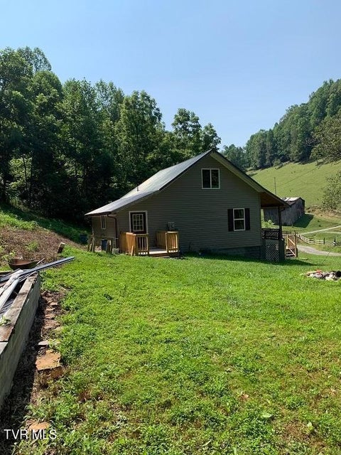 Photo #22: 598 Hortons Summit Road