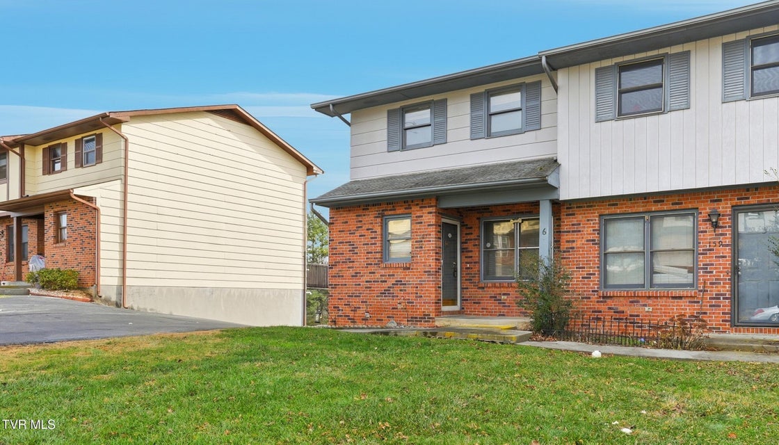 Photo #4: 161 Oakcrest Circle