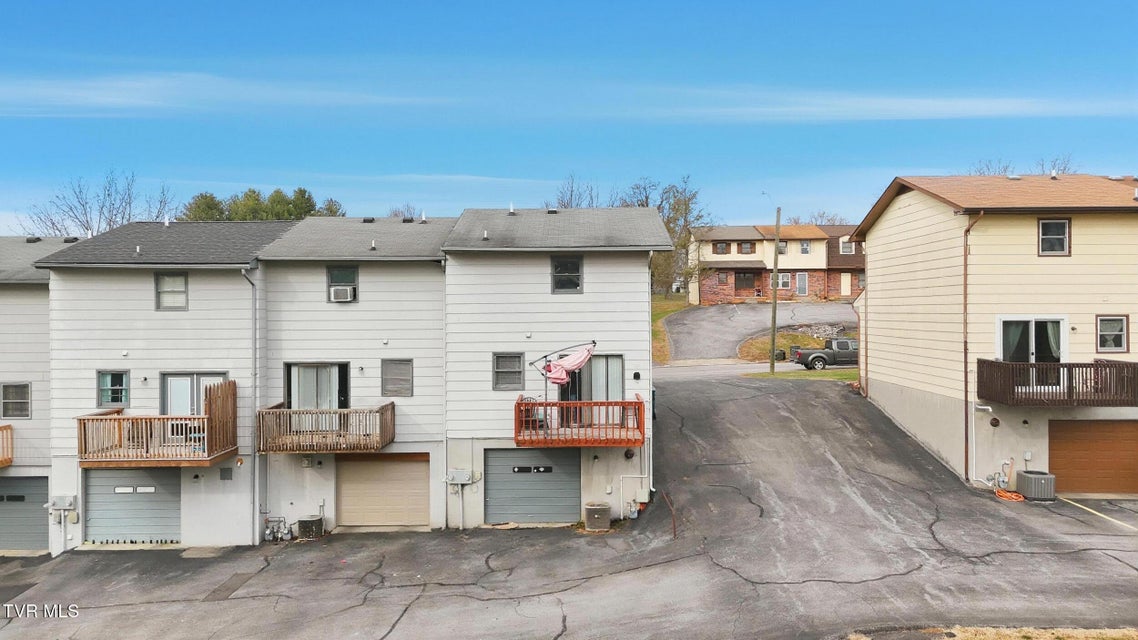 Photo #26: 161 Oakcrest Circle