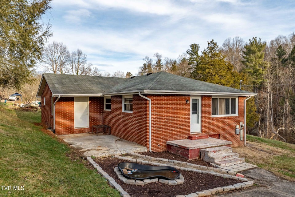 Photo #9: 722 Beidleman Creek Road