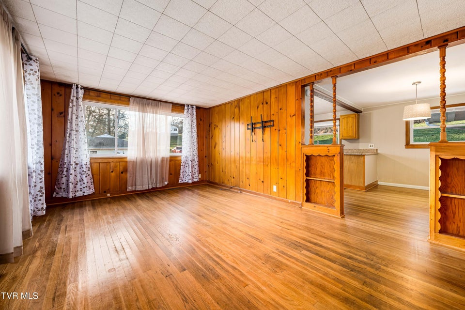 Photo #23: 722 Beidleman Creek Road